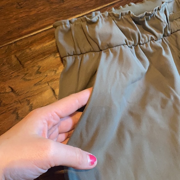 Lululemon Keep Moving Pant Grey Sage - Picture 4 of 11